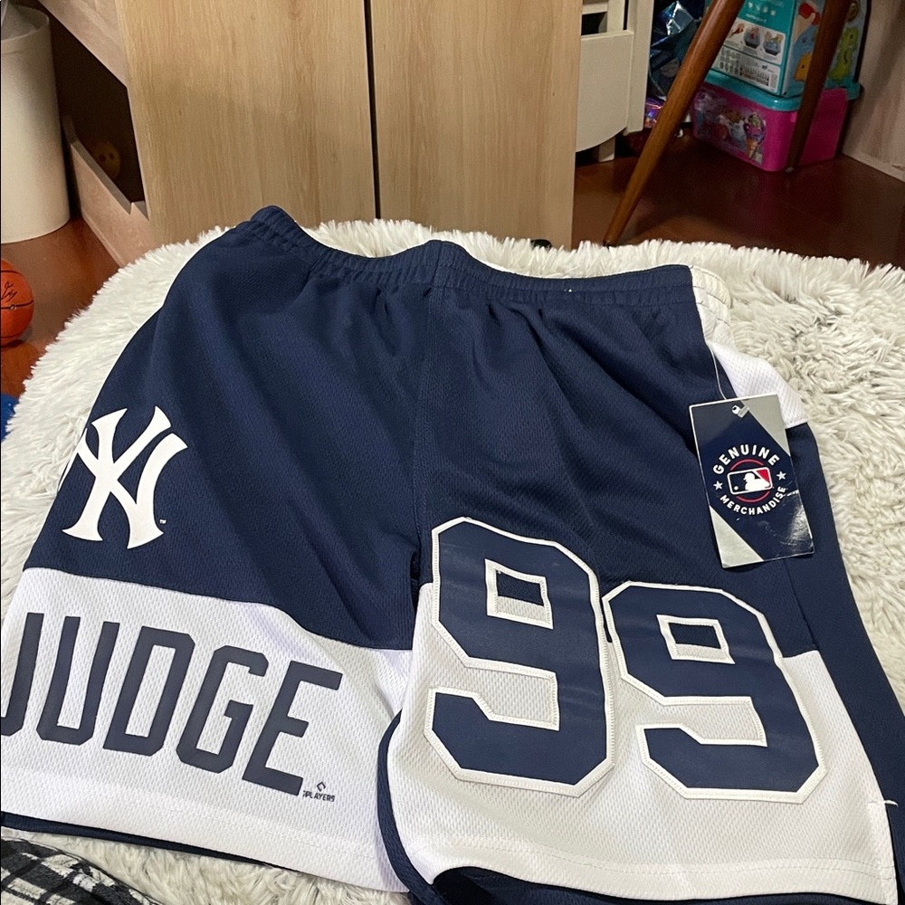 Men's Navy Yankees Athletic Shorts Aaron judge with tags